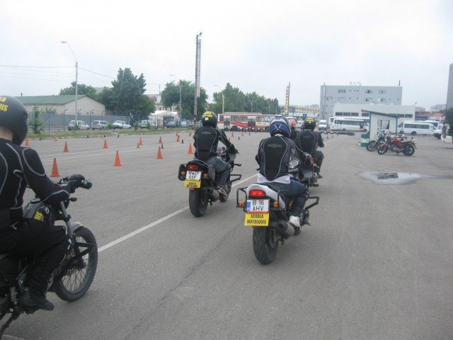 Moto Louis - Scoala auto-moto